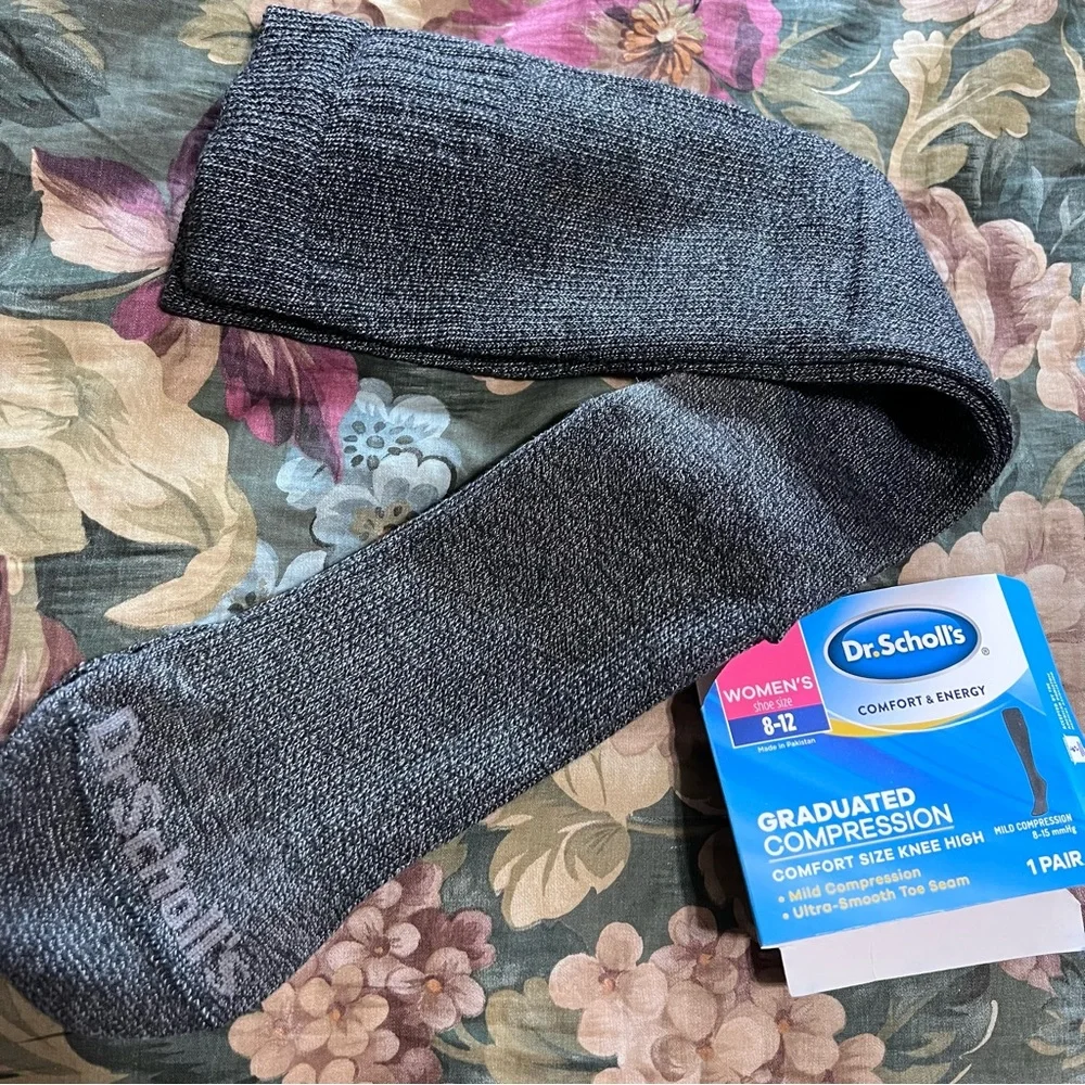 Dr. Scholls woman’s graduated compression socks knee-high mild compressing